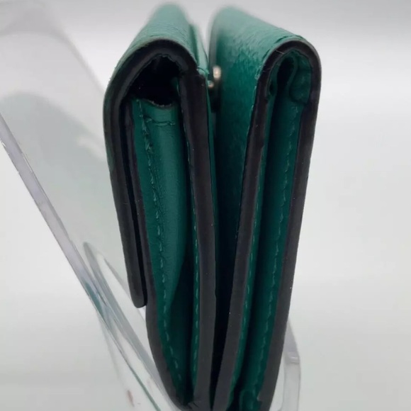 Auth Louis Vuitton Taigarama Green Discovery Compact Wallet W/B and dust bag - Picture 13 of 16